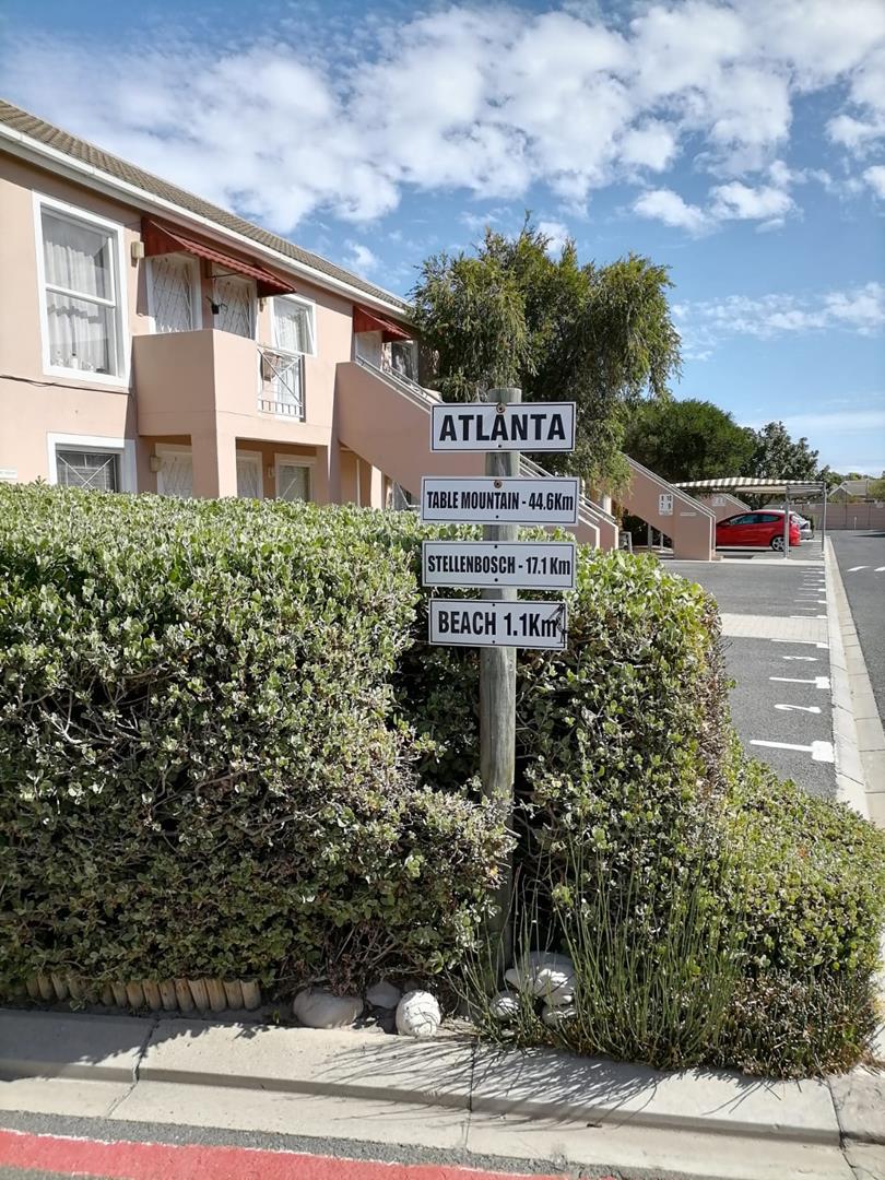 To Let 1 Bedroom Property for Rent in Strand Central Western Cape